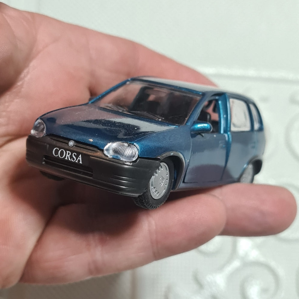 Gama 1:43 Opel/Vauxhall Corsa metallic blue  loose excellent diecast Germany made