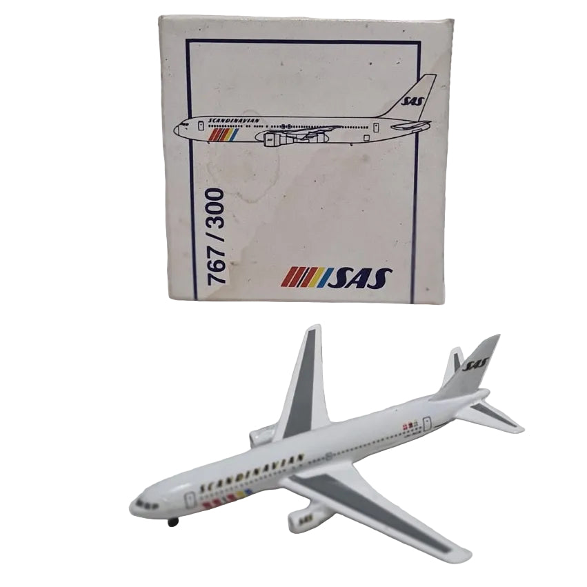 Schabak 1:600 Boeing 767-300 sas Scandinavian Germany diecast plane 927/16