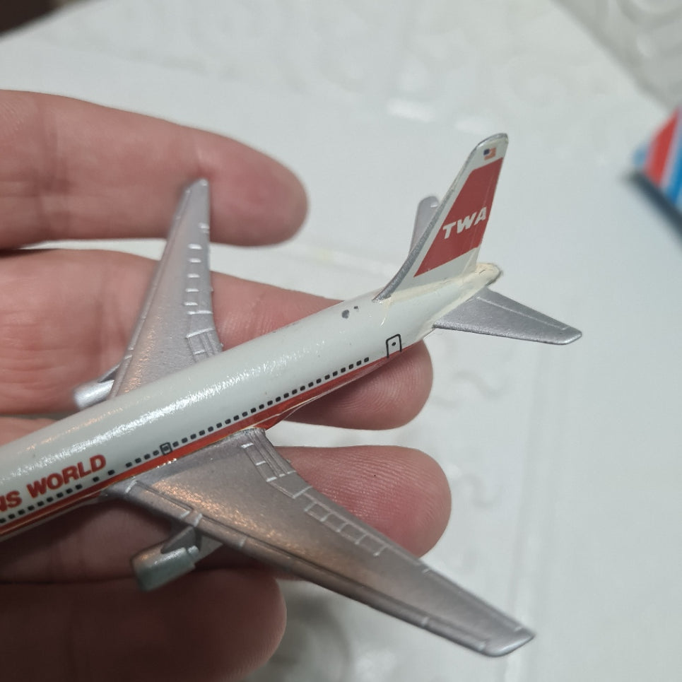 Schabak 1:600 Boeing 767 Trans World Germany diecast plane 907/10