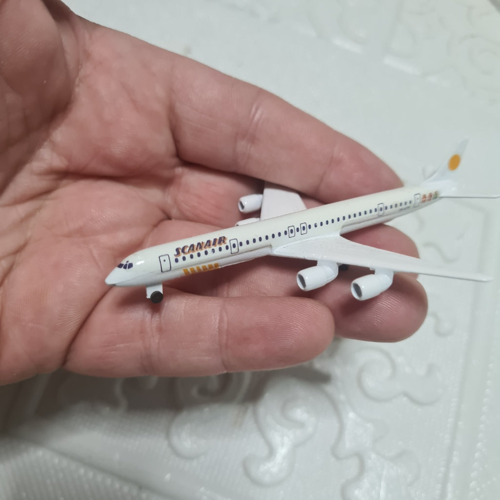 Schabak 1:600 Douglas DC-8 Scanair Germany diecast plane 922/44