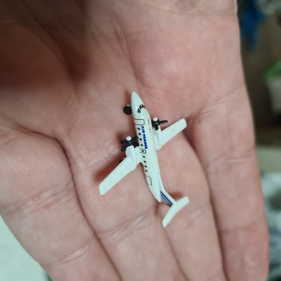 Schabak 1:600 Embraer 120 Air France Germany diecast plane 937/3