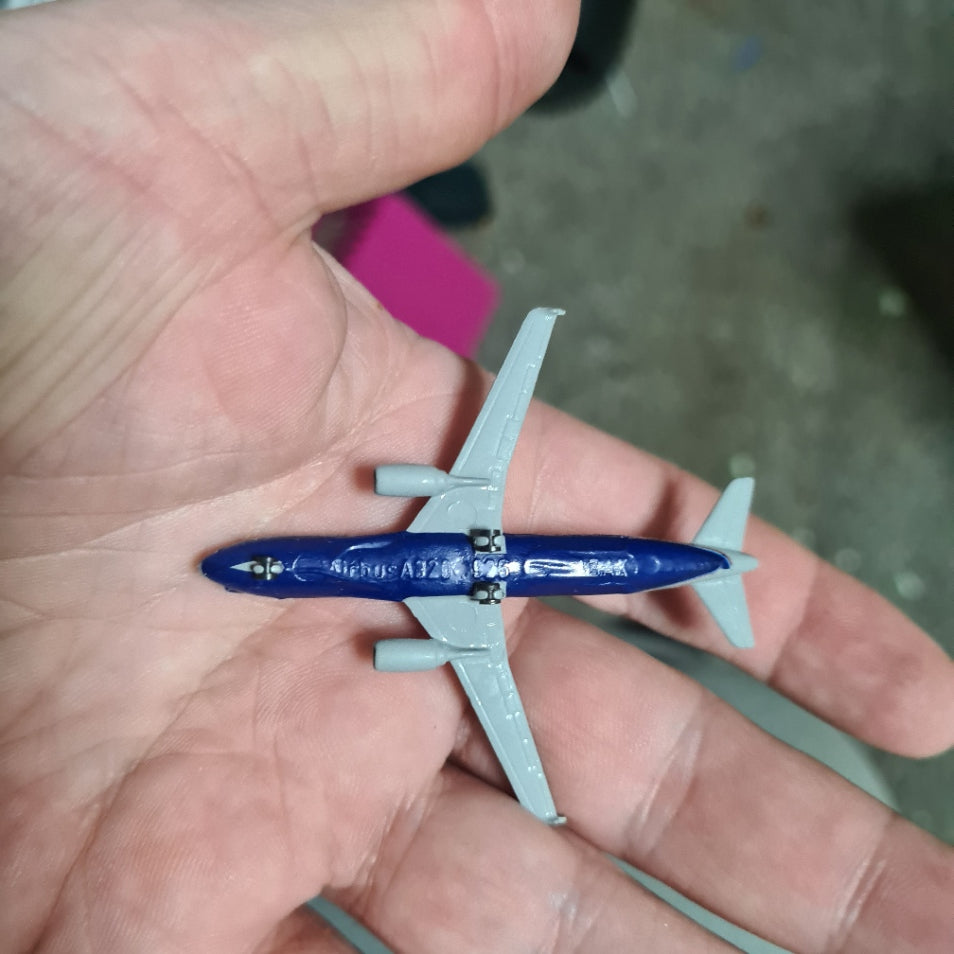 Schabak 1:600 Airbus A-320 United Airlines made in Germany diecast plane 926/23
