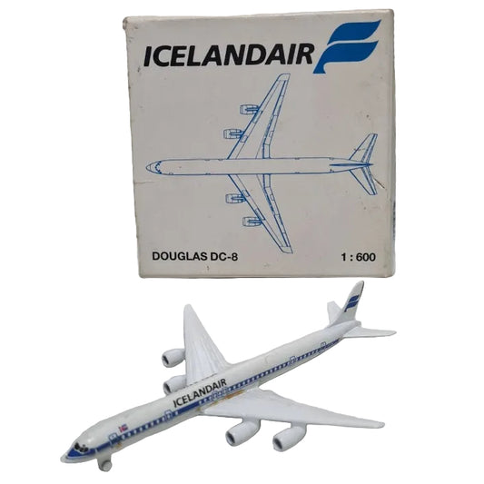 Schabak 1:600 Douglas DC-8 Icelandair made in Germany diecast plane 922/72