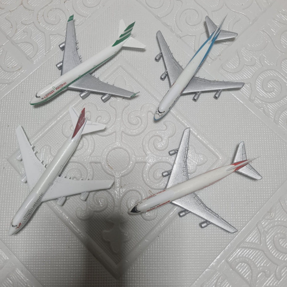 Schabak 1:600 Boeing 747 bundle of loose planes Virgin, Cathay, EL AL, Air India  lot 2