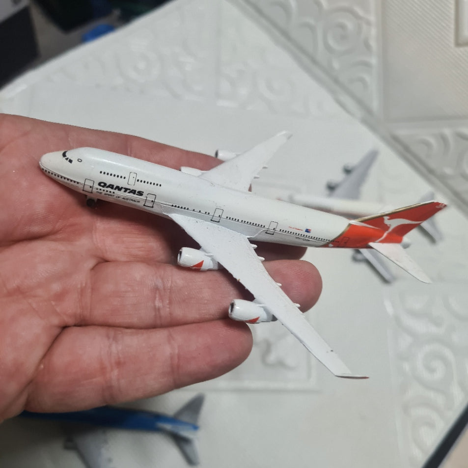 Schabak 1:600 Boeing 747 bundle of loose planes Qantas, National, KLM, Aer Lingus  lot 3