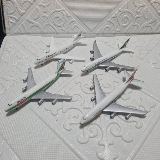 Schabak 1:600 Boeing 747 bundle of loose planes Swissair, SAS, Alitalia, Saudia  lot 4