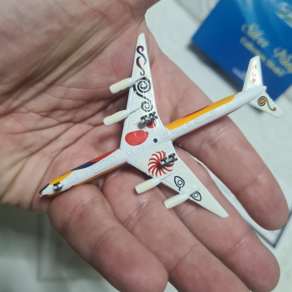 Schabak 1:600 Boeing 727-200 Braniff Calder silver wings rare diecast plane german made 2906/45