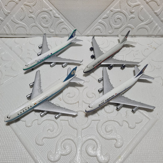 Schabak 1:600 Boeing 747 bundle of loose planes British Airways, Caledonia, Sabena, Air New Zealand  lot 5