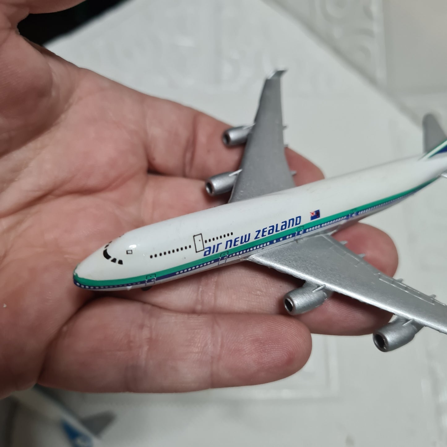 Schabak 1:600 Boeing 747 bundle of loose planes British Airways, Caledonia, Sabena, Air New Zealand  lot 5