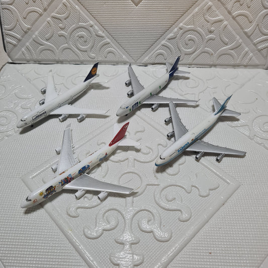 Schabak 1:600 Boeing 747 bundle of loose planes Sabena, Lufthansa, UTA, Northwest lot 6