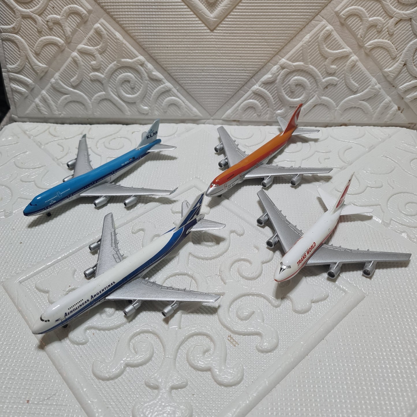 Schabak 1:600 Boeing 747 bundle of loose planes KLM, CP Air, Aerolineas, TWA  lot 7