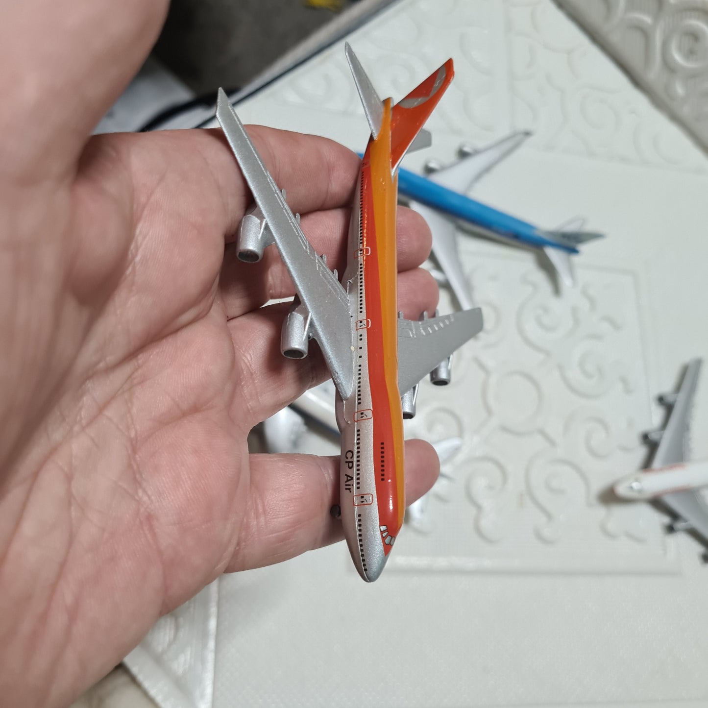 Schabak 1:600 Boeing 747 bundle of loose planes KLM, CP Air, Aerolineas, TWA  lot 7