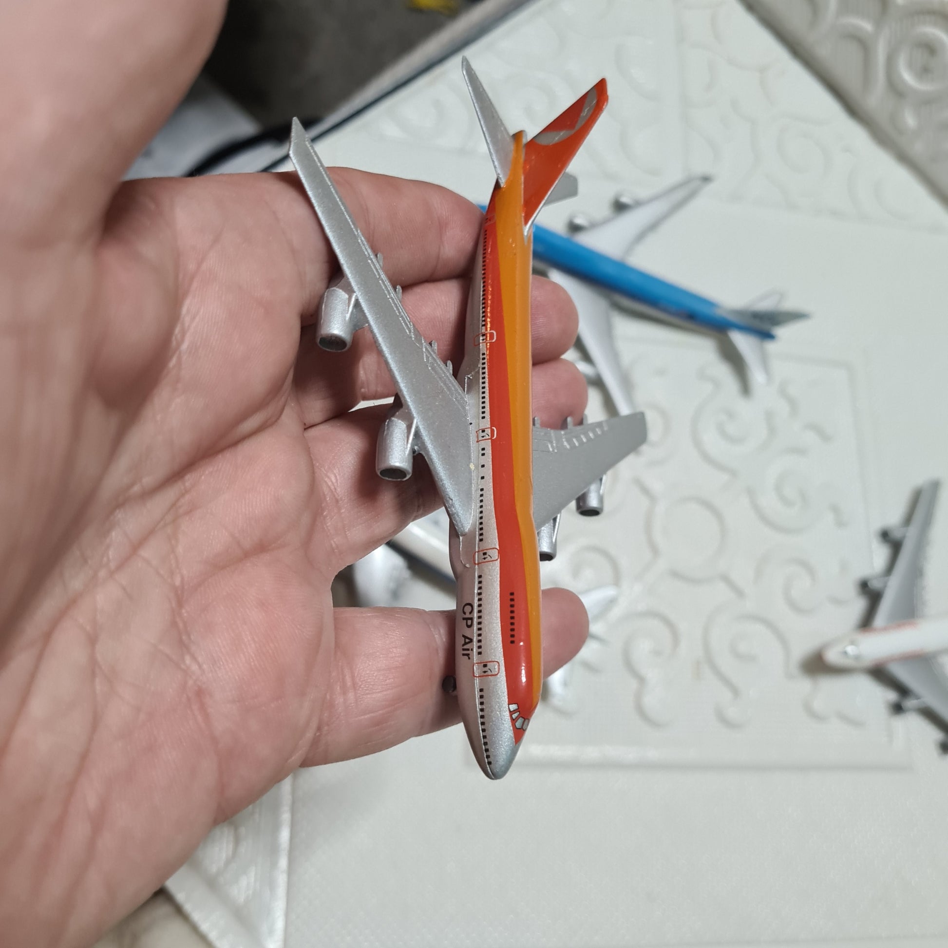 Schabak 1:600 Boeing 747 bundle of loose planes KLM, CP Air, Aerolineas, TWA  lot 7