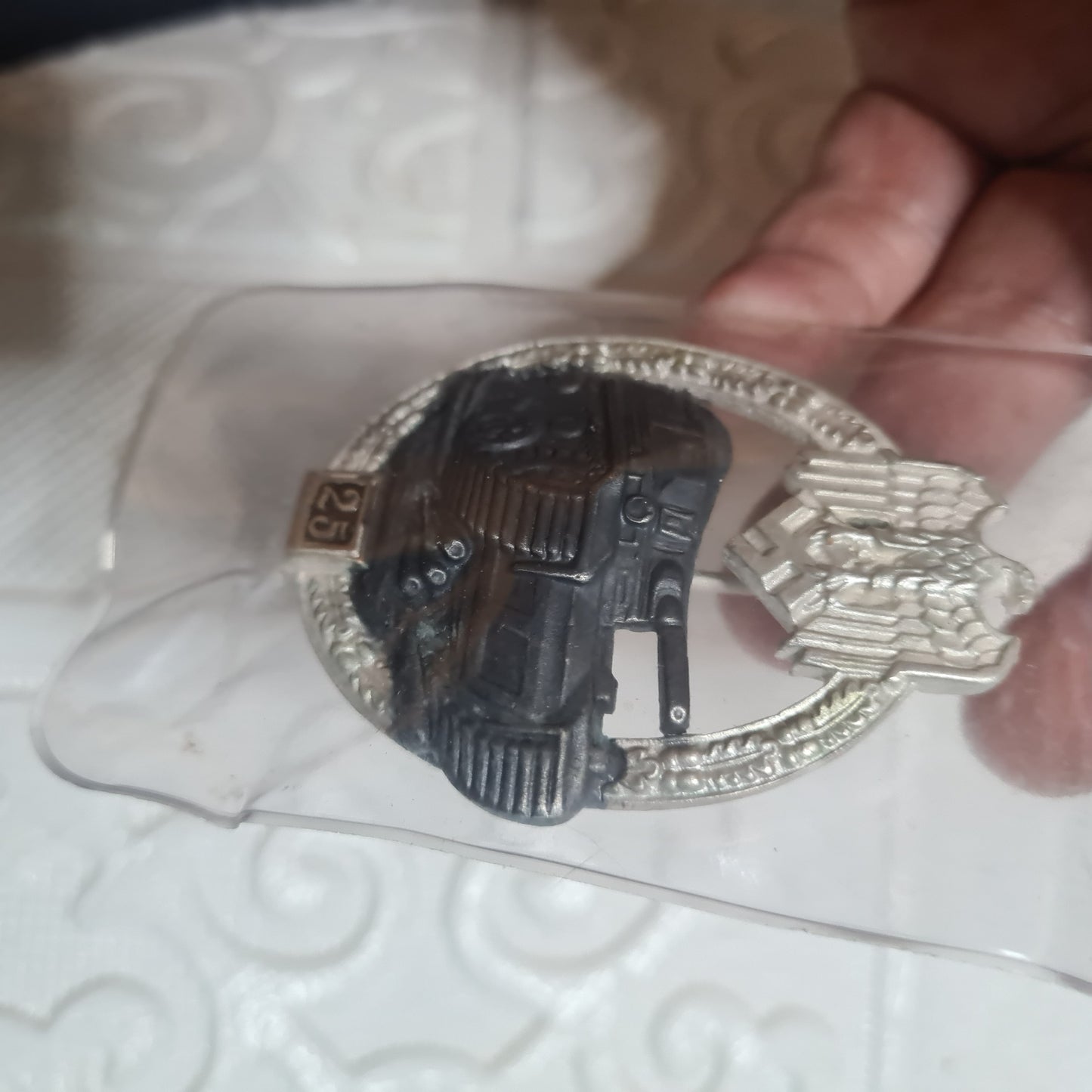 WW2 Panzer tank assault German Badge "25" reproduction not silver " nice quality