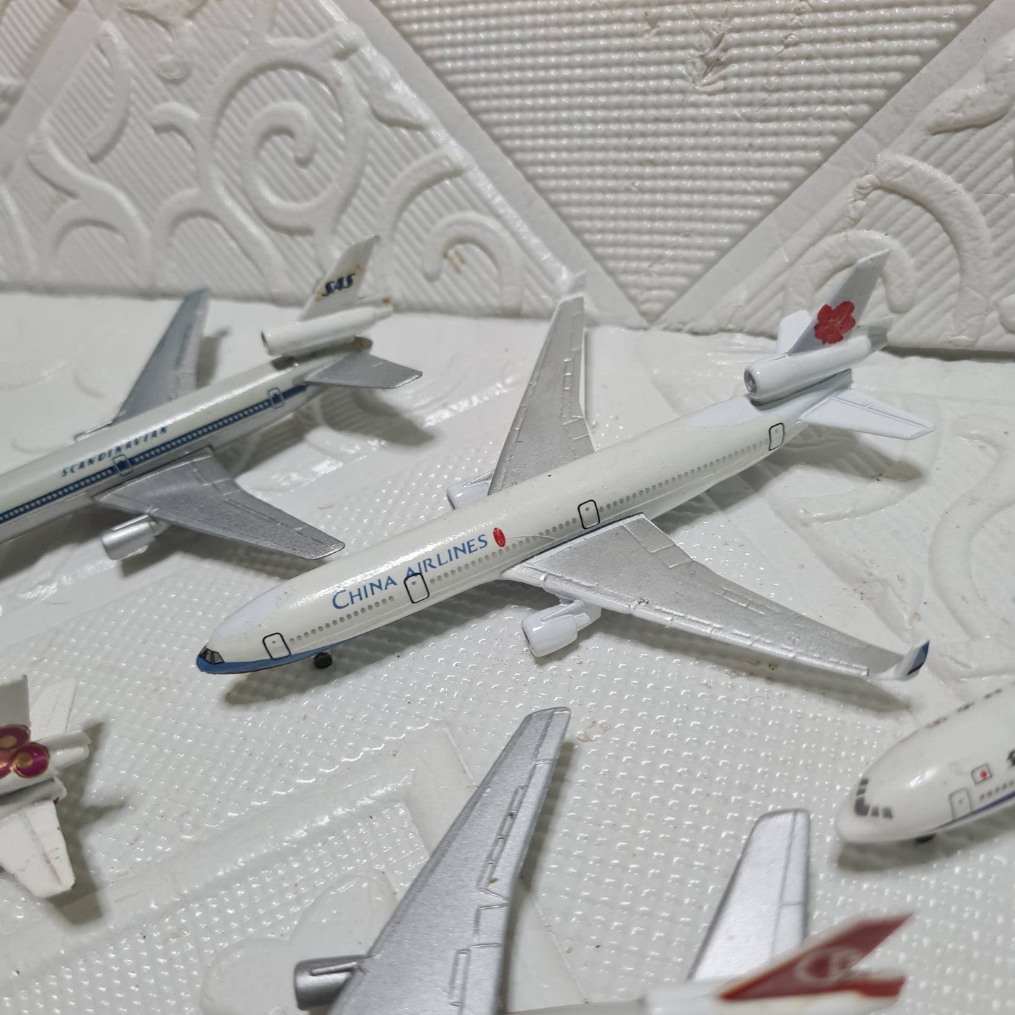 Schabak 1:600 various loose ex-display McDonell Douglas china Ana etc diecast planes bundle  lot 9