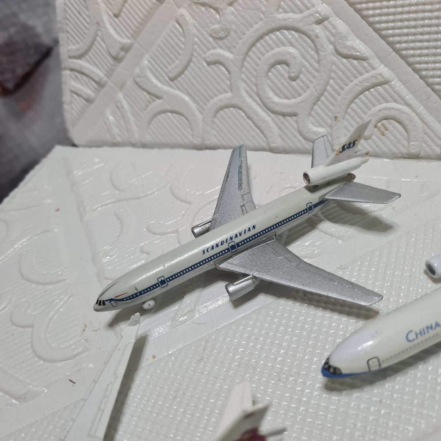 Schabak 1:600 various loose ex-display McDonell Douglas china Ana etc diecast planes bundle  lot 9