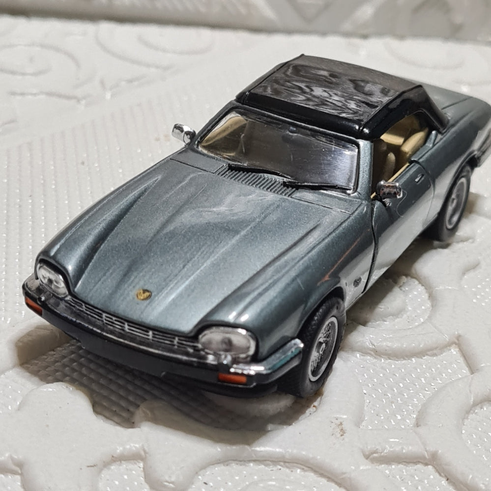 Ref 132 detail cars 1:43 Jaguar XJS diecast model loose excellent