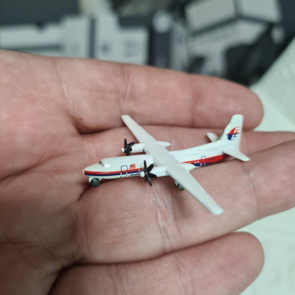 Schabak 1:600 Fokker 50 Malaysia Germany diecast plane 930/65