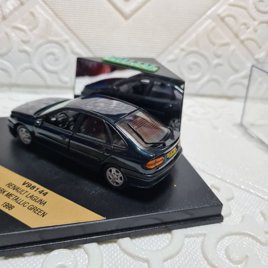 V98144 Vitesse 1:43 Renault Laguna Dark metallic green 1998 boxed diecast