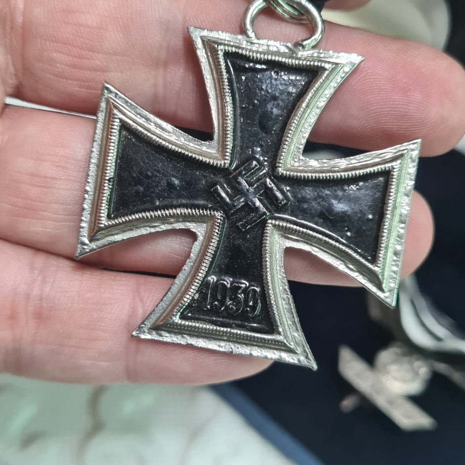 WW2 War order of the German cross bar to the iron Cross 1st class stamped L/22 1939