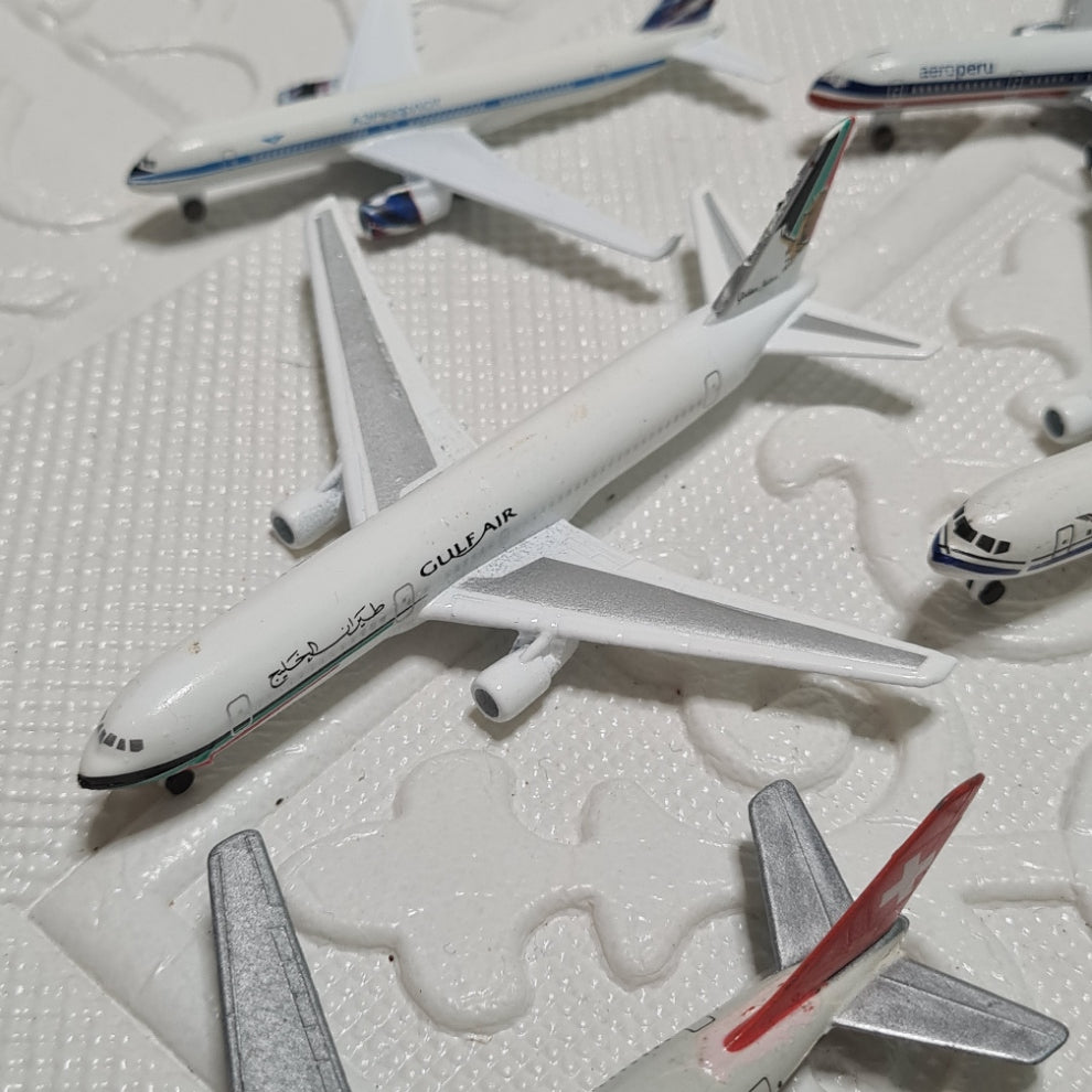 Schabak 1:600 various loose commercial airlines Russian aeromexico etc diecast planes bundle lot 11