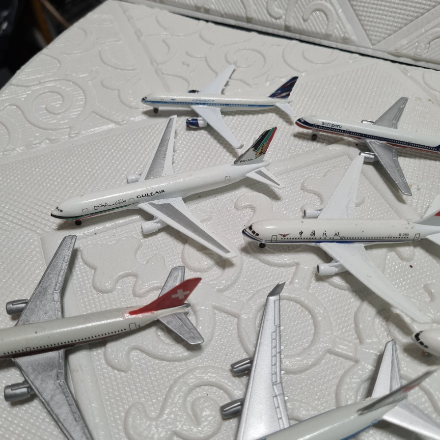 Schabak 1:600 various loose commercial airlines Russian aeromexico etc diecast planes bundle lot 11