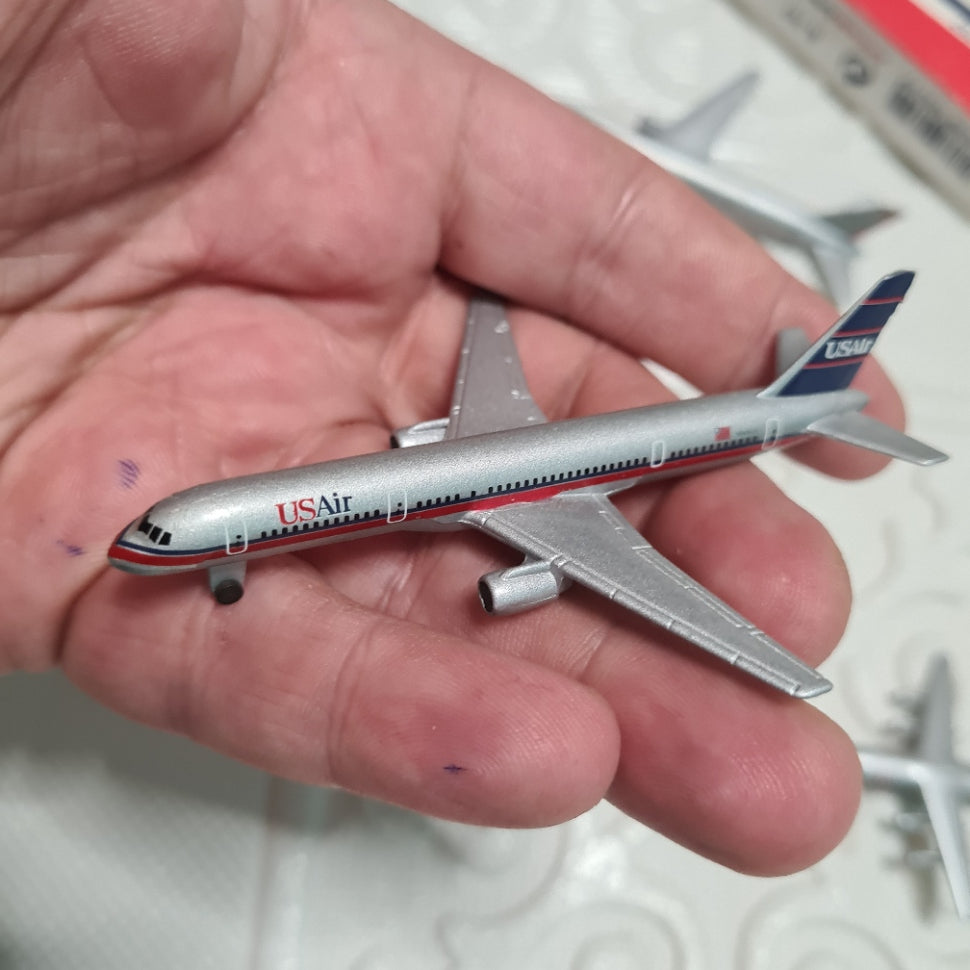 Schabak 1:600 various loose commercial airlines US AMERICAN Airlines related diecast planes bundle lot 12