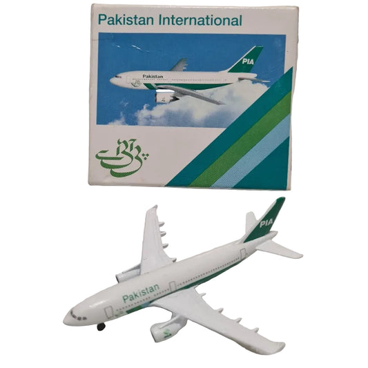 Schabak 1:600 Airbus A 300 PIA Pakistan German made diecast plane 903/25 very good boxed