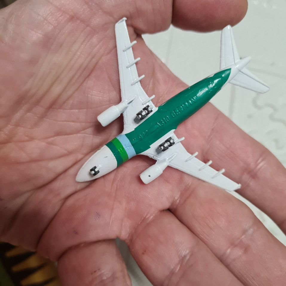 Schabak 1:600 Airbus A 300 PIA Pakistan German made diecast plane 903/25 very good boxed