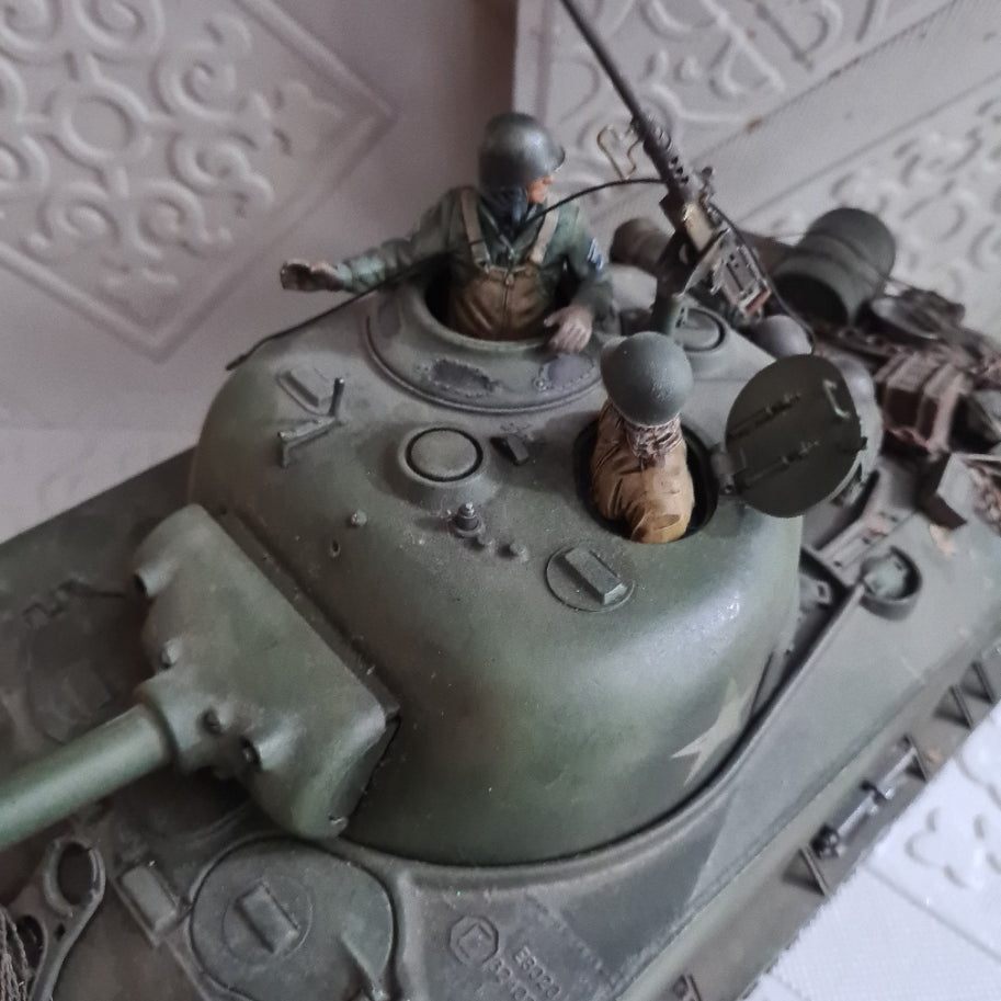 Tamiya 1:16 RC Radio controlled WW2 American Sherman Tank "Millie" pro built painted