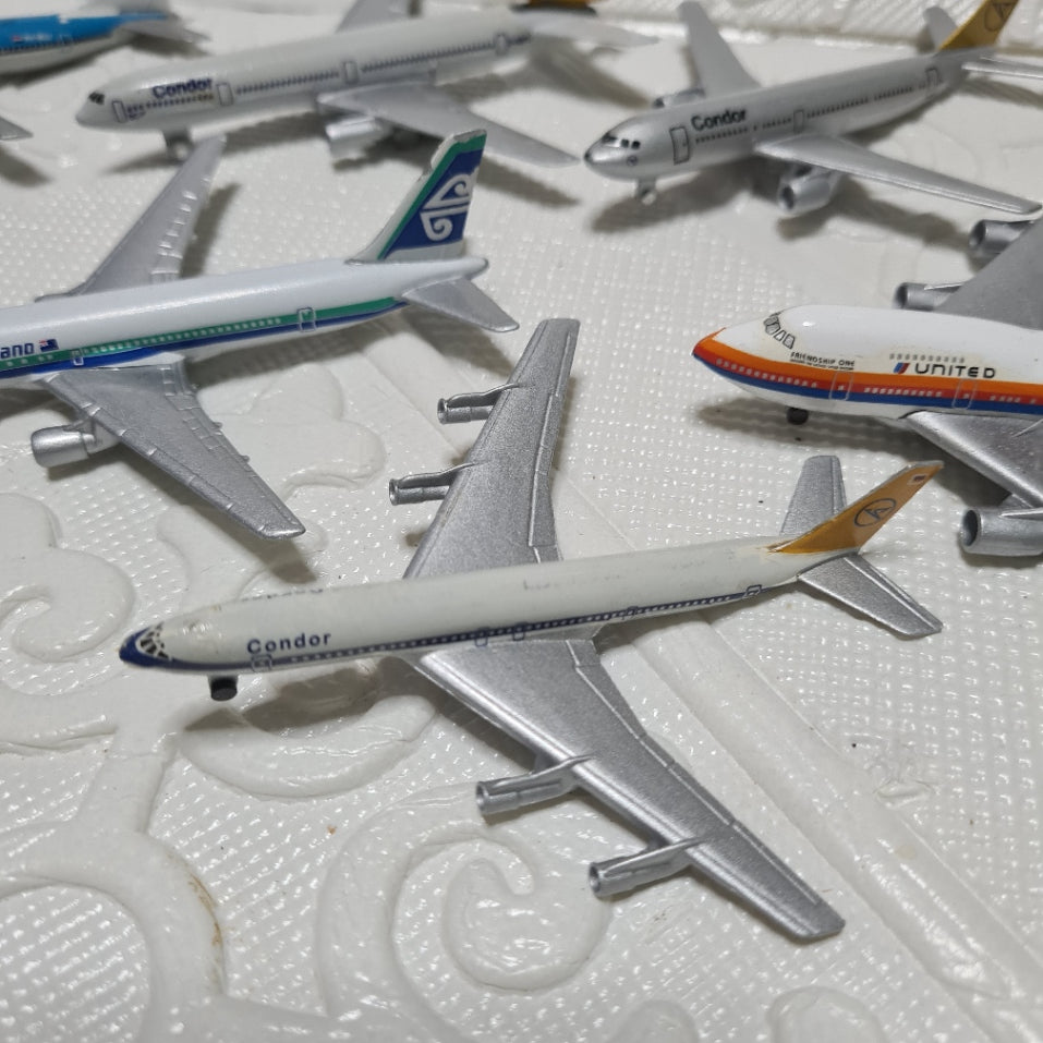 Schabak 1:600 various loose commercial airlines condor  etc diecast planes bundle lot 13