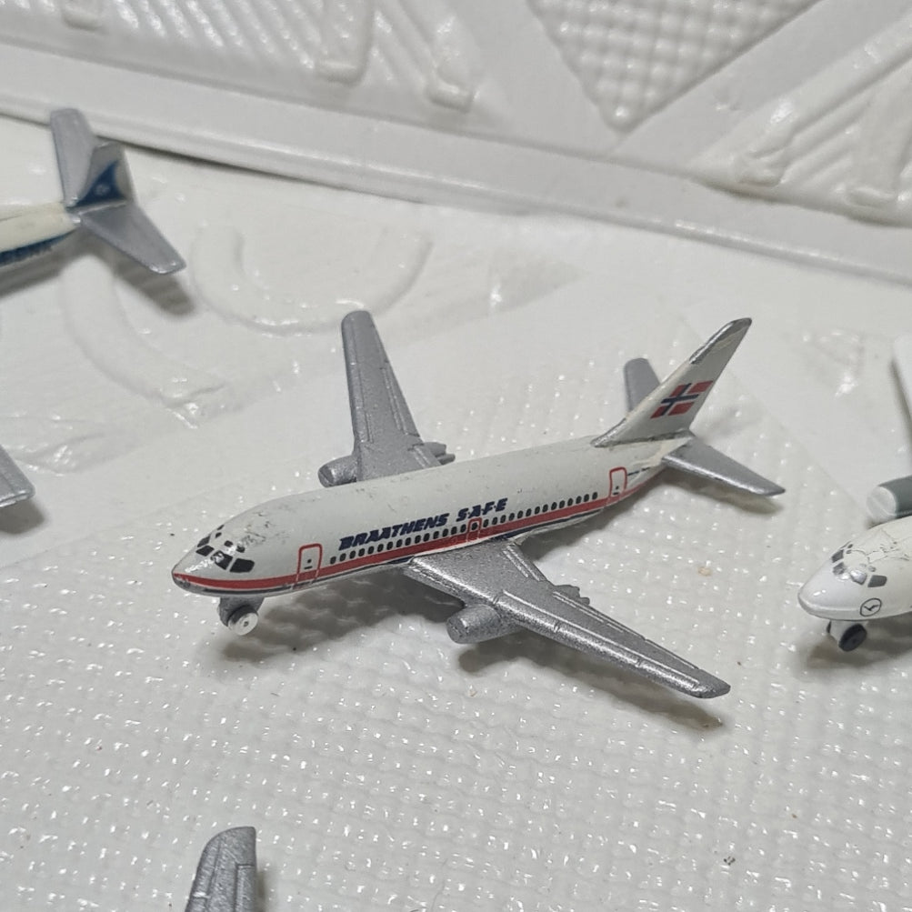 Schabak 1:600 various loose commercial airlines Japan  etc diecast planes bundle lot 14