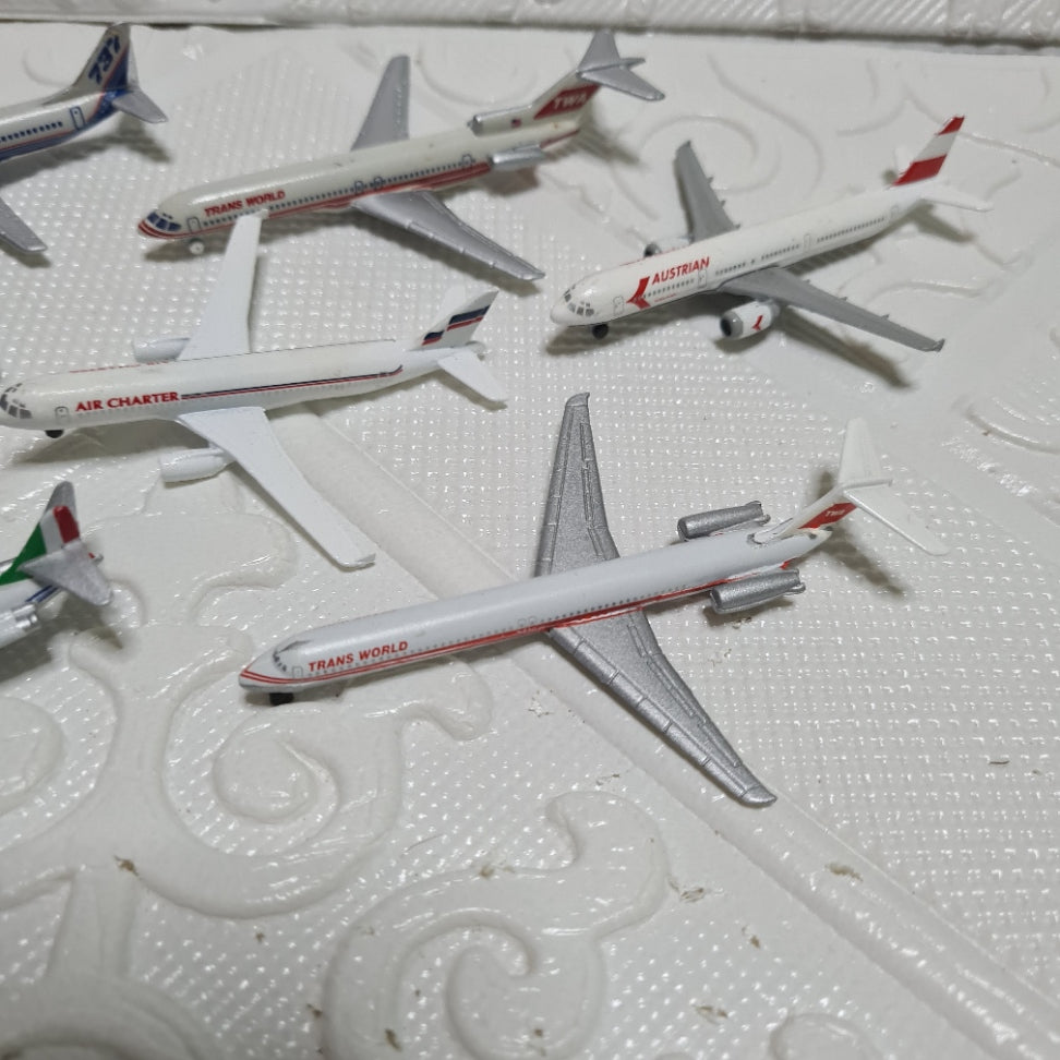 Schabak 1:600 various loose commercial airlines mixed ex-display diecast planes bundle lot 17