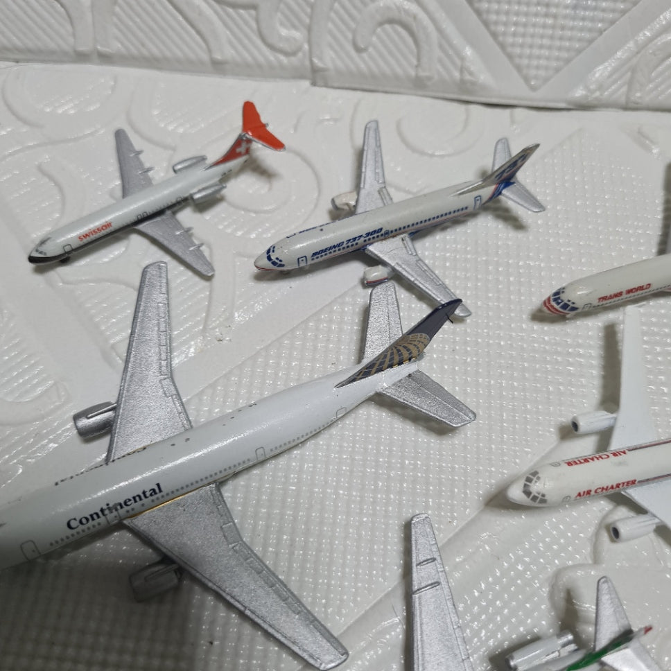 Schabak 1:600 various loose commercial airlines mixed ex-display diecast planes bundle lot 17