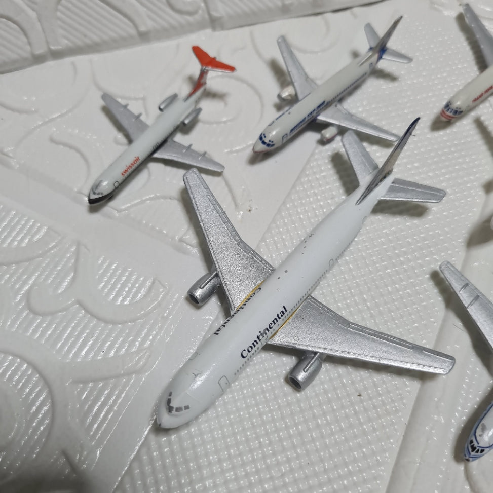 Schabak 1:600 various loose commercial airlines mixed ex-display diecast planes bundle lot 17