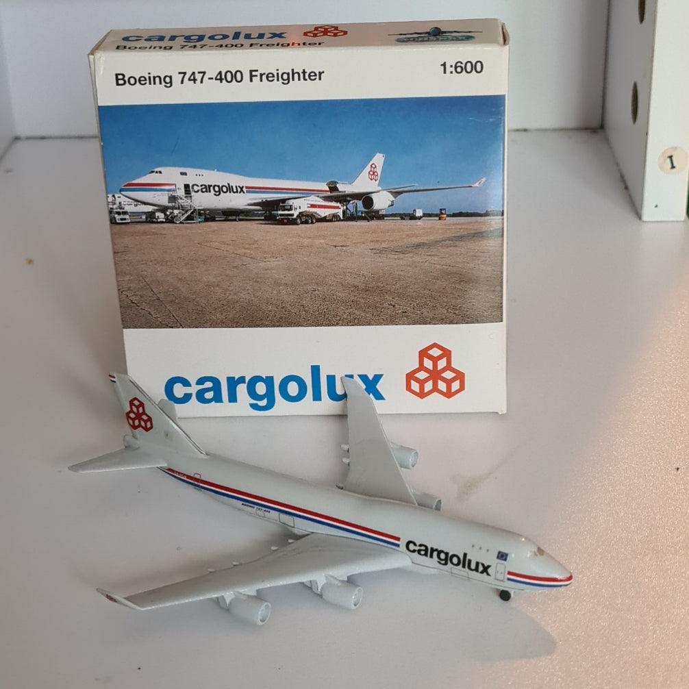 Schabak 1:600 Boeing 747-400 freighter Cargolux German made Diecast plane 921/52 VGC