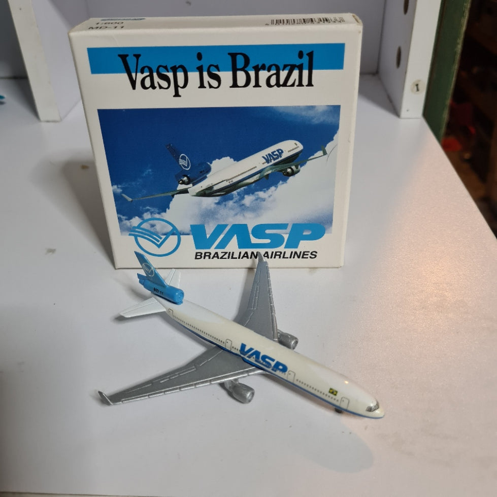 Schabak 1:600 MB-11 VASP Brazilian Airlines diecast plane 943/193 good boxed