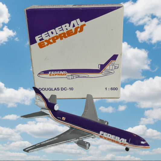 Schabak 1:600 Douglas DC-10 Federal Express diecast plane 902/66 good boxed
