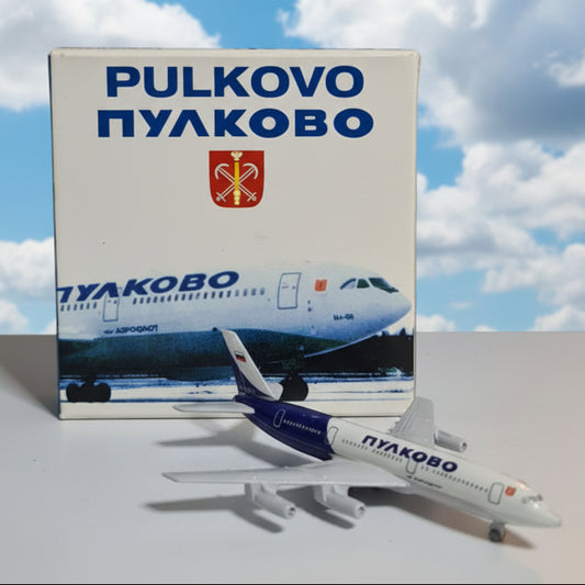 Schabak 1:600 ILLYUSHIN IL-86 PULKOVO diecast plane 953/215 good boxed