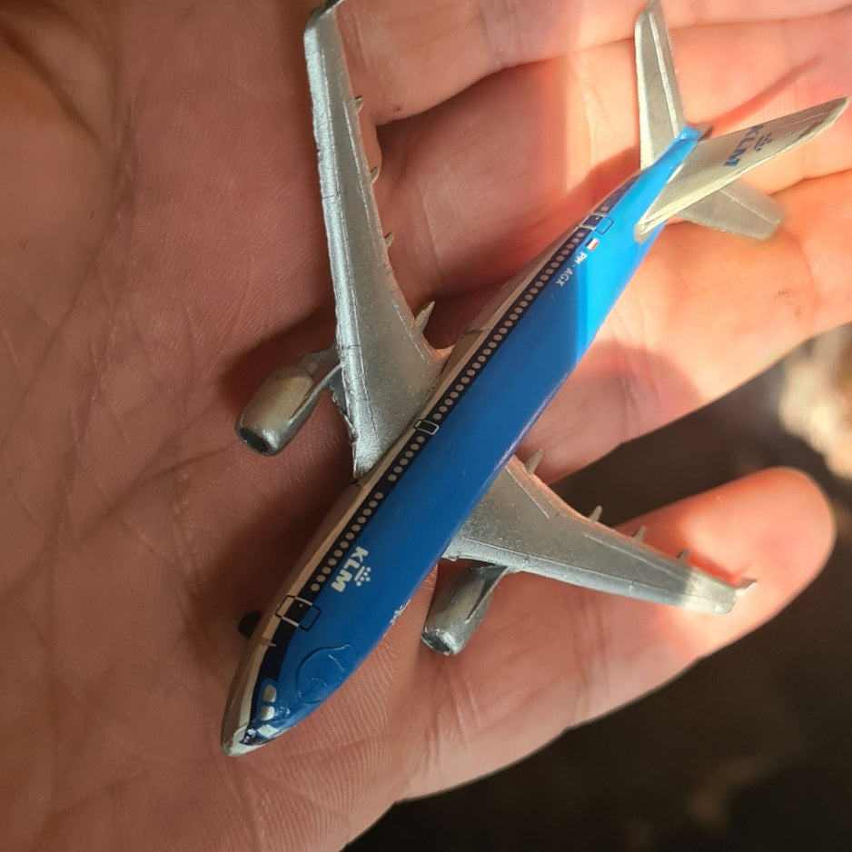 Schabak 1:600 Airbus A-310 KLM plane 923/5 boxed fair decal crease