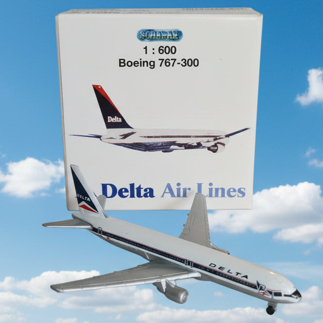 Schabak 1:600 Boeing 767-300 Delta Airlines diecast plane 927/21n boxed vgc