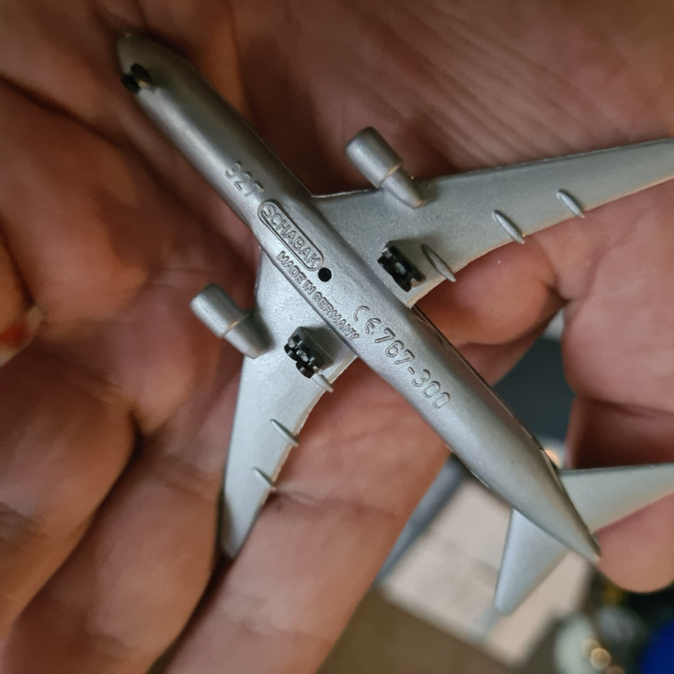 Schabak 1:600 Boeing 767-300 Delta Airlines diecast plane 927/21n boxed vgc