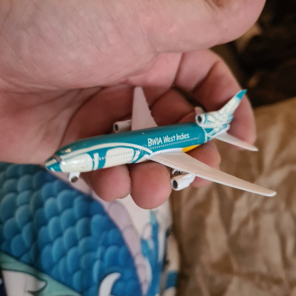 Schabak 1:600 L-1011 Tristar BWIA West Indies airways diecast plane 909/40n nice boxed