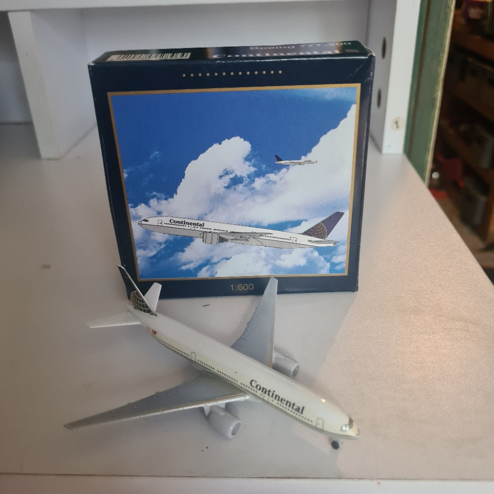 Schabak 1:600 Boeing 777-200 Continental Airlines diecast plane 928/46 VGC boxed