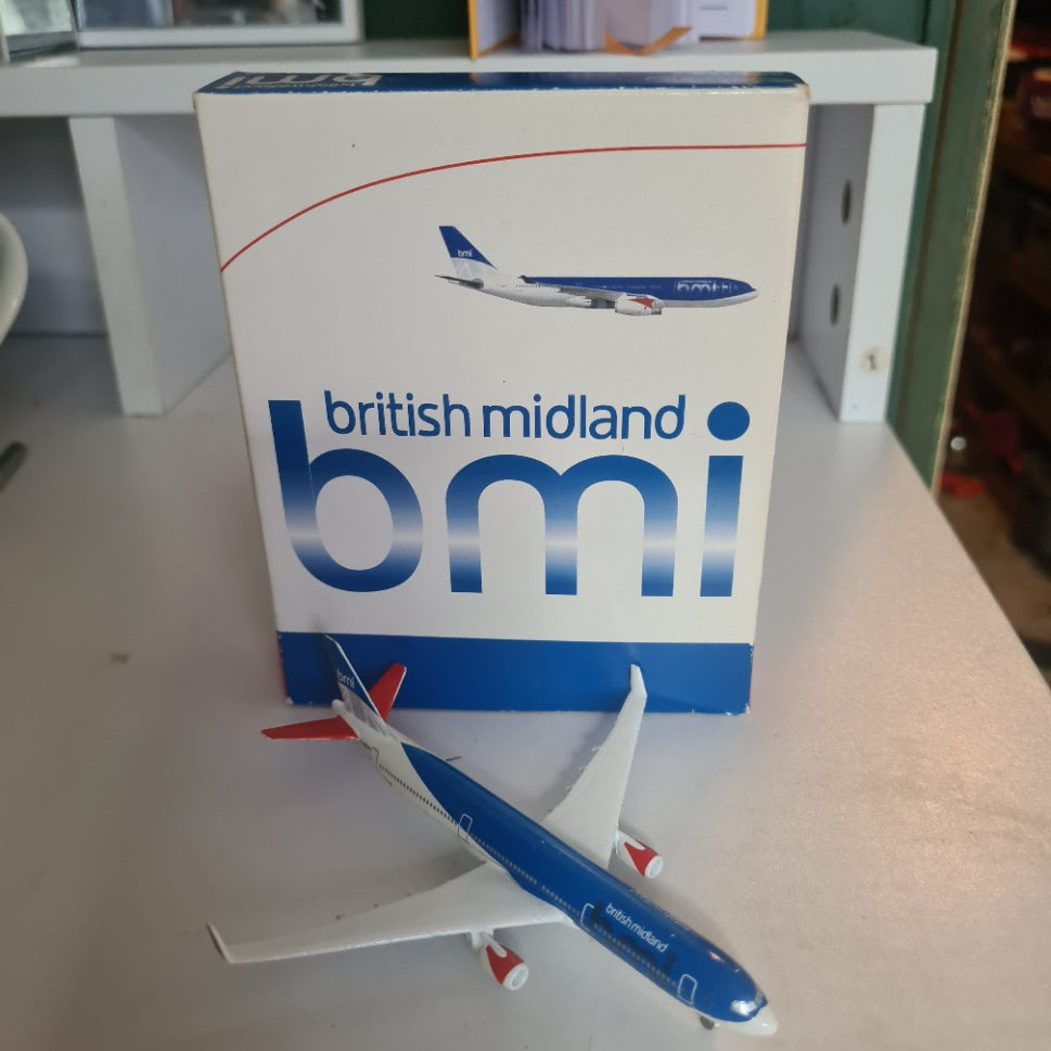 Schabak 1:600 Airbus A330 British Midland BMI diecast plane 954/122 very good boxed