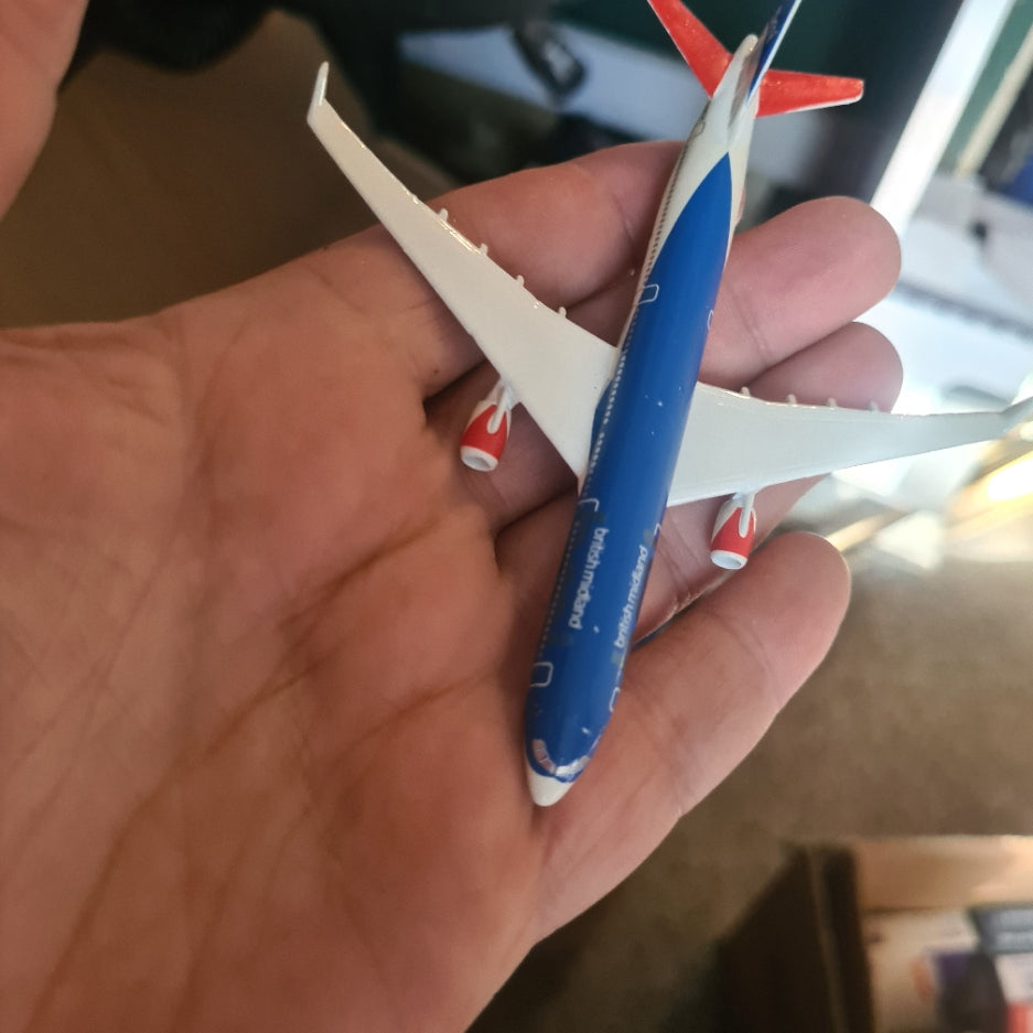 Schabak 1:600 Airbus A330 British Midland BMI diecast plane 954/122 very good boxed