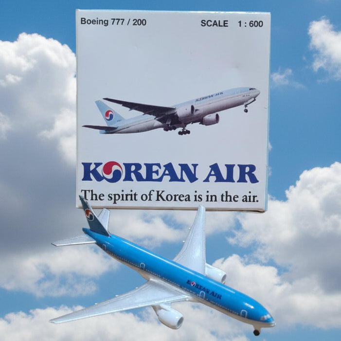 Schabak 1:600 Boeing 777-200 Korean Air diecast plane 928/134 Very good boxed