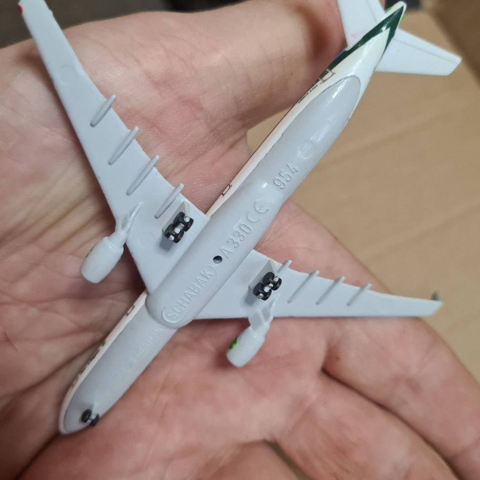 Schabak 1:600 Airbus A330 Aer Lingus diecast plane 954/97 good boxed