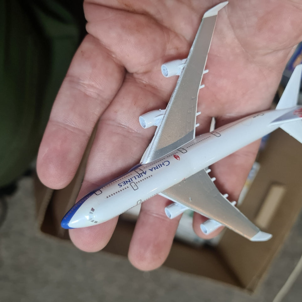 Schabak 1:600 Boeing 747-400 China Airlines diecast plane 921/105 VGC boxed