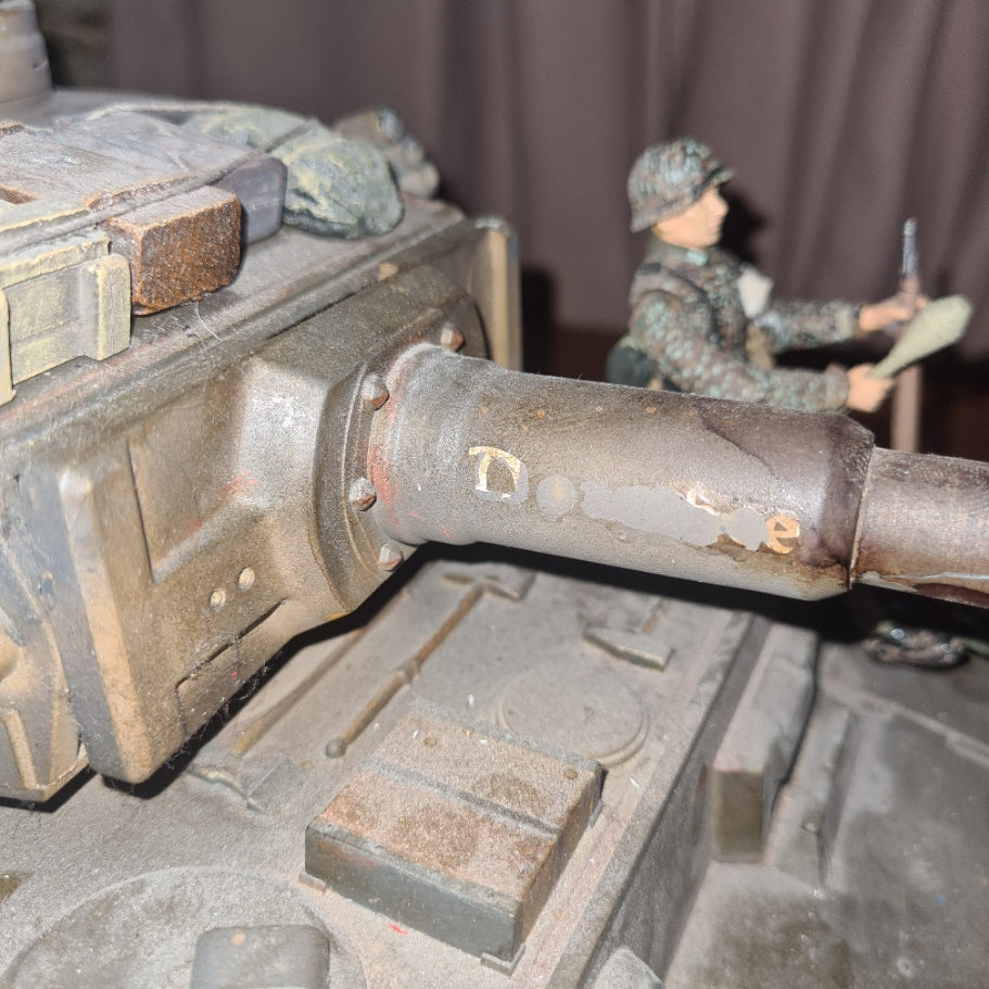 Heng Long 1:16 German ww2 Tiger 1  Radio controlled tank pro built painted stunning upgrades